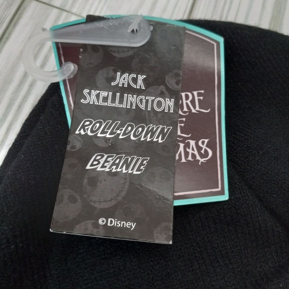 Disney The Nightmare Before Christmas Jack Skellington Beanie - Picture 5 of 5